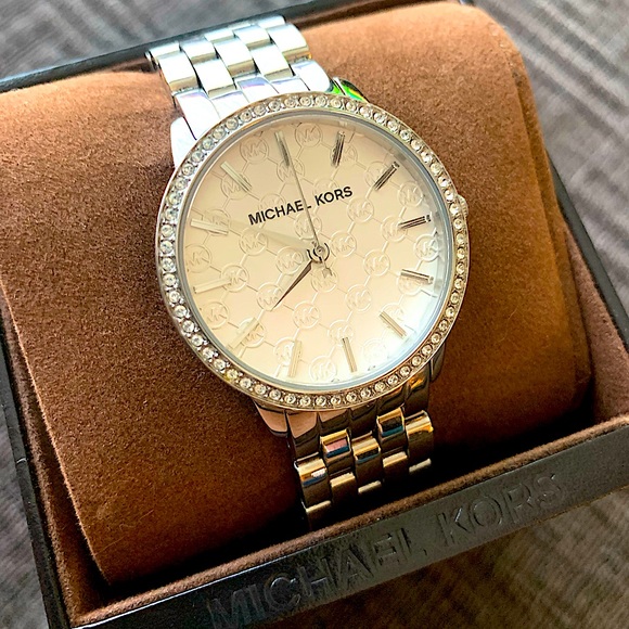 Michael Kors watch - Picture 2 of 12